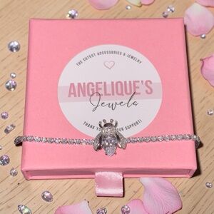 Silver Bee Tennis Bracelet